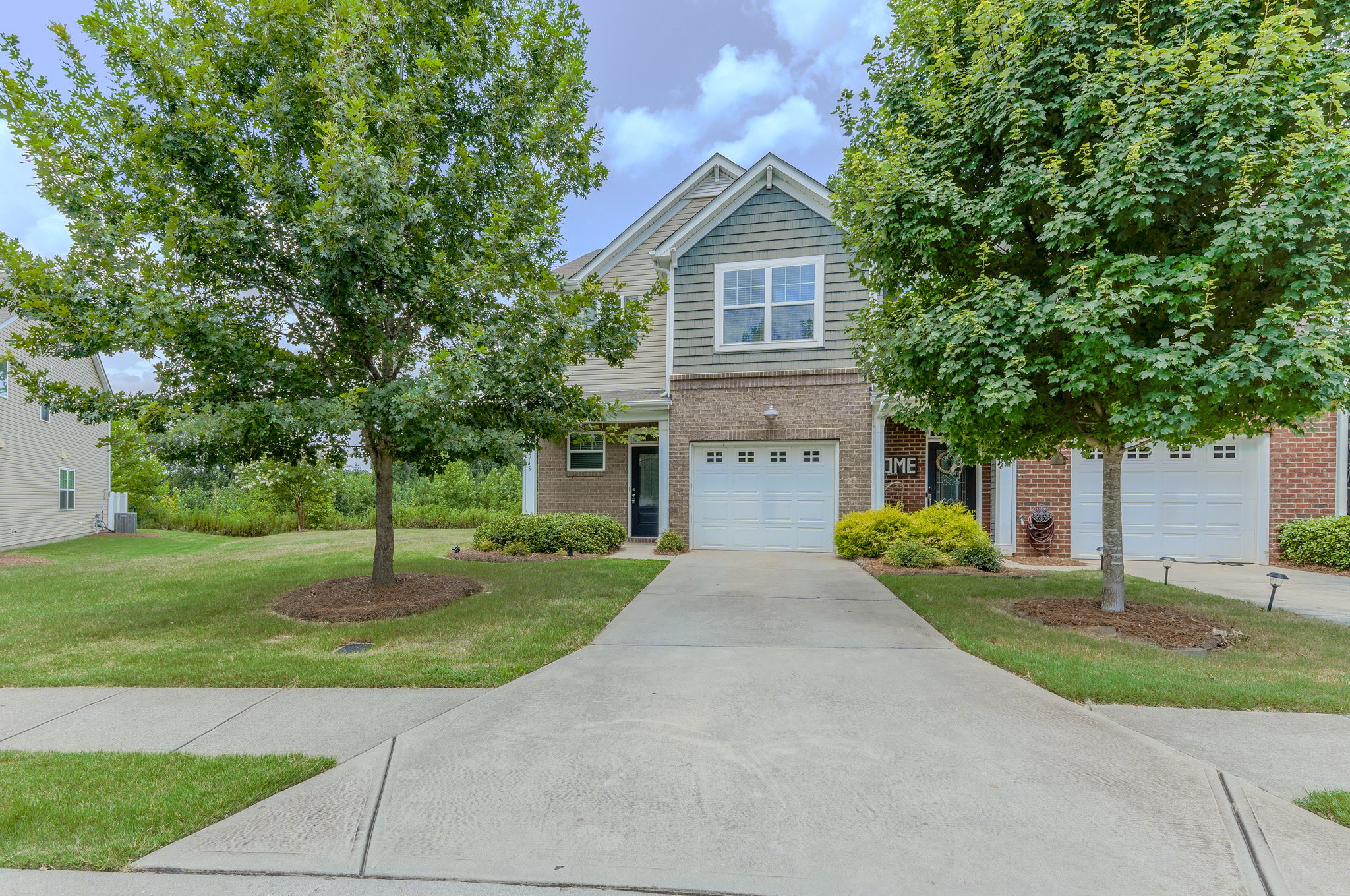 2745 Sawbridge Lane